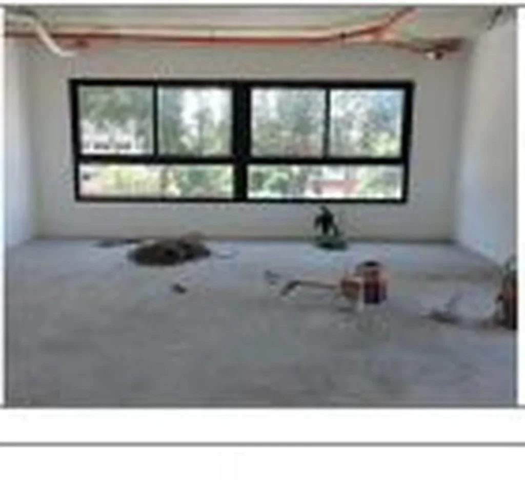 Comprar imóveis POD Rebouças | Sala comercial de 50 m² com varanda | Pinheiros