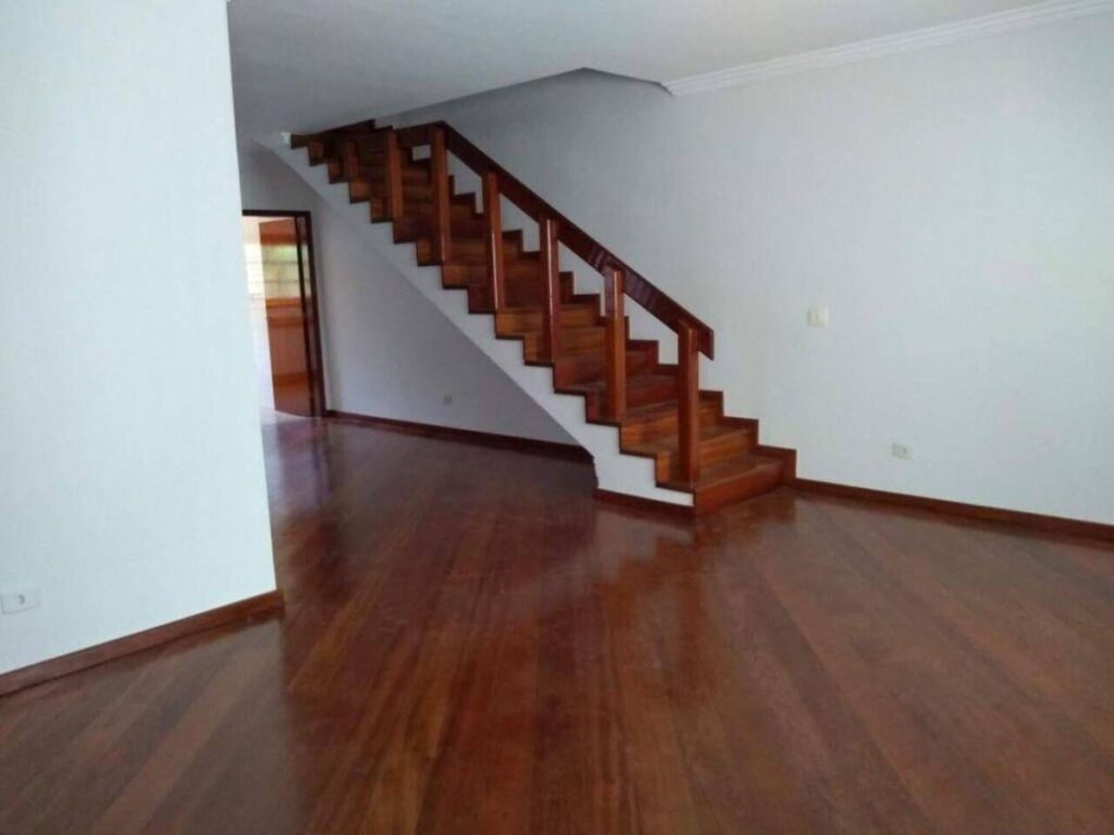 Comprar imóveis Cidade São Francisco | Sobrado em condomínio | 4 dormitórios | 3 suítes | 3 vagas