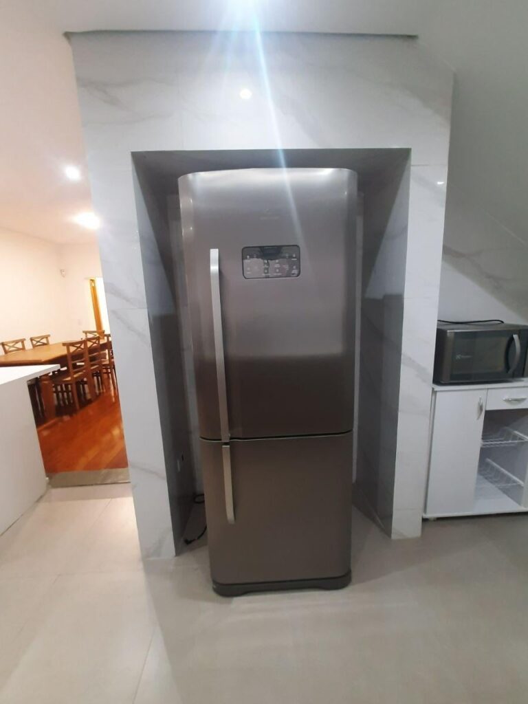 Comprar imóveis Planalto Paulista | Sobrado reformado | 250 m² | 3 dormitórios | 2 suítes | 4 vagas