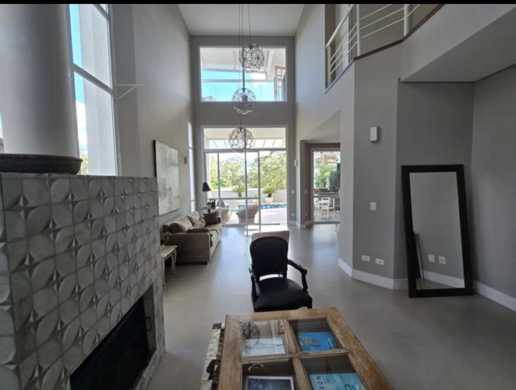 Casa mobiliada no Residencial 5, Alphaville